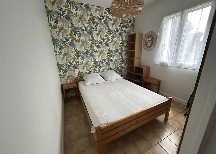 Appartement T2 A 200m De La